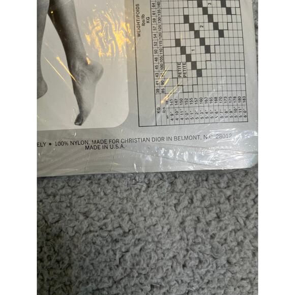 NWT Vintage Christian Dior Pantyhose Size 3 Diorissimo Gray Ultra Sheer 4443 - Picture 9 of 11